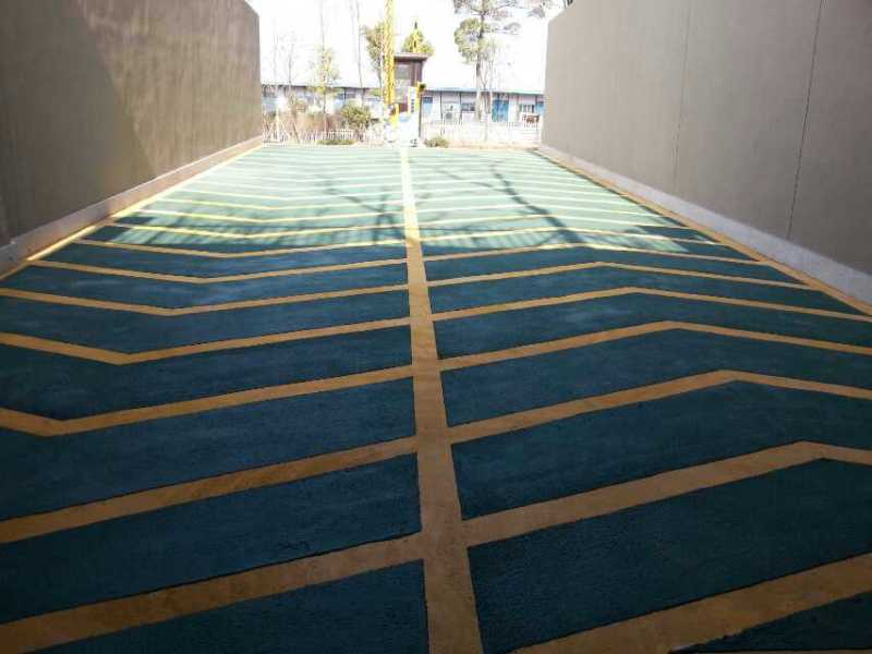 無震動(dòng)止滑坡道